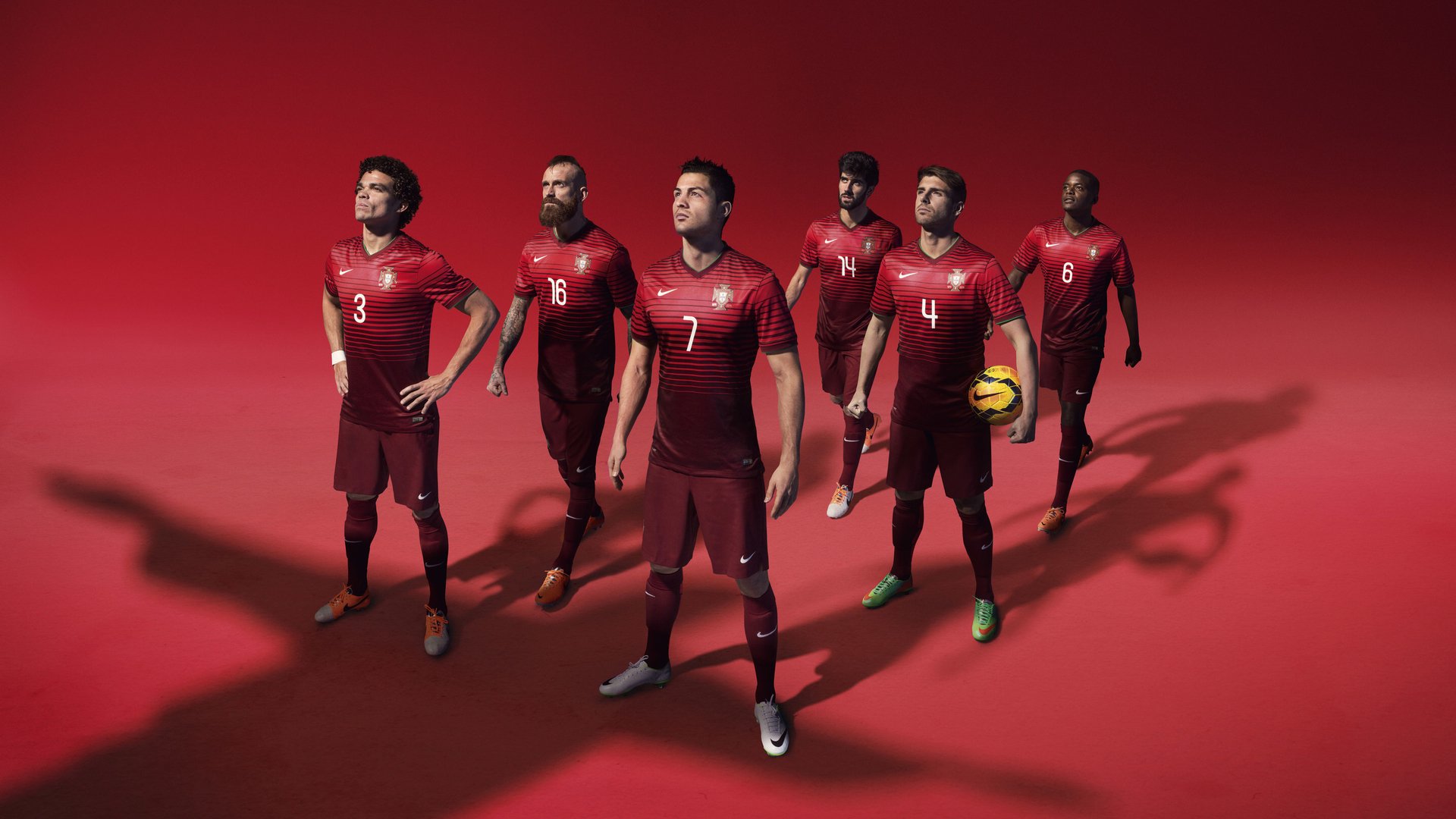 开云·Kaiyun网页版-7成进球靠一人？曼城3-1逆转黑马，哈兰德梅开二度10轮轰13球，曼城引援哈兰德